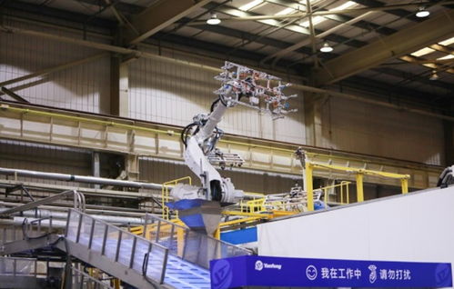上海智能制造新突破 裝備與方案雙線并舉，攜手巨頭共筑“雙百億”智能機(jī)器人研發(fā)藍(lán)圖